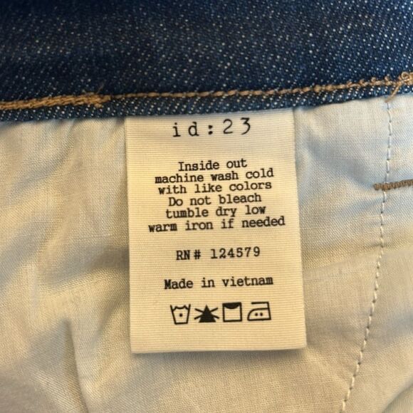 Id : 23 distressed denim jeans Size 28 EUC - Picture 8 of 9